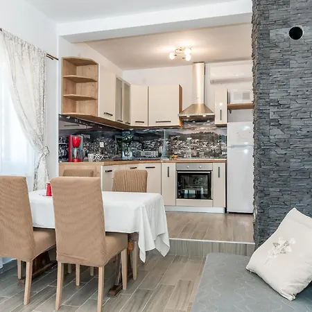 Nice Home In Sibenik With House Sea View Holiday home Sibenik