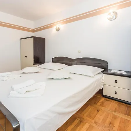 Nice Home In Sibenik With House Sea View Holiday home *