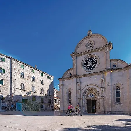 Stunning Home In Sibenik Sibenik
